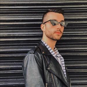 Meet your Posher, James